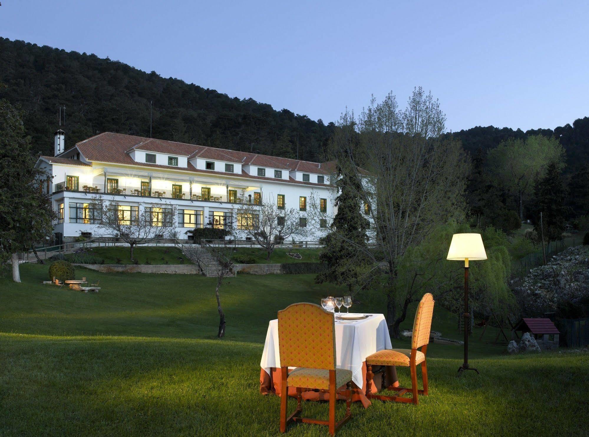 Parador De קאסורלה מראה חיצוני תמונה